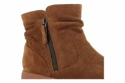 Strive Whitby -Boots Shop 3310 02901 2370 018 8